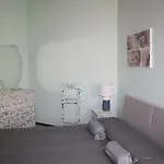 Gloria Oda ve Kahvaltı Baveno